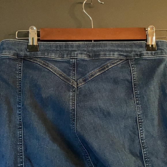 Free People High Rise Slit Hem Boot Cut Jeans - Picture 4 of 4